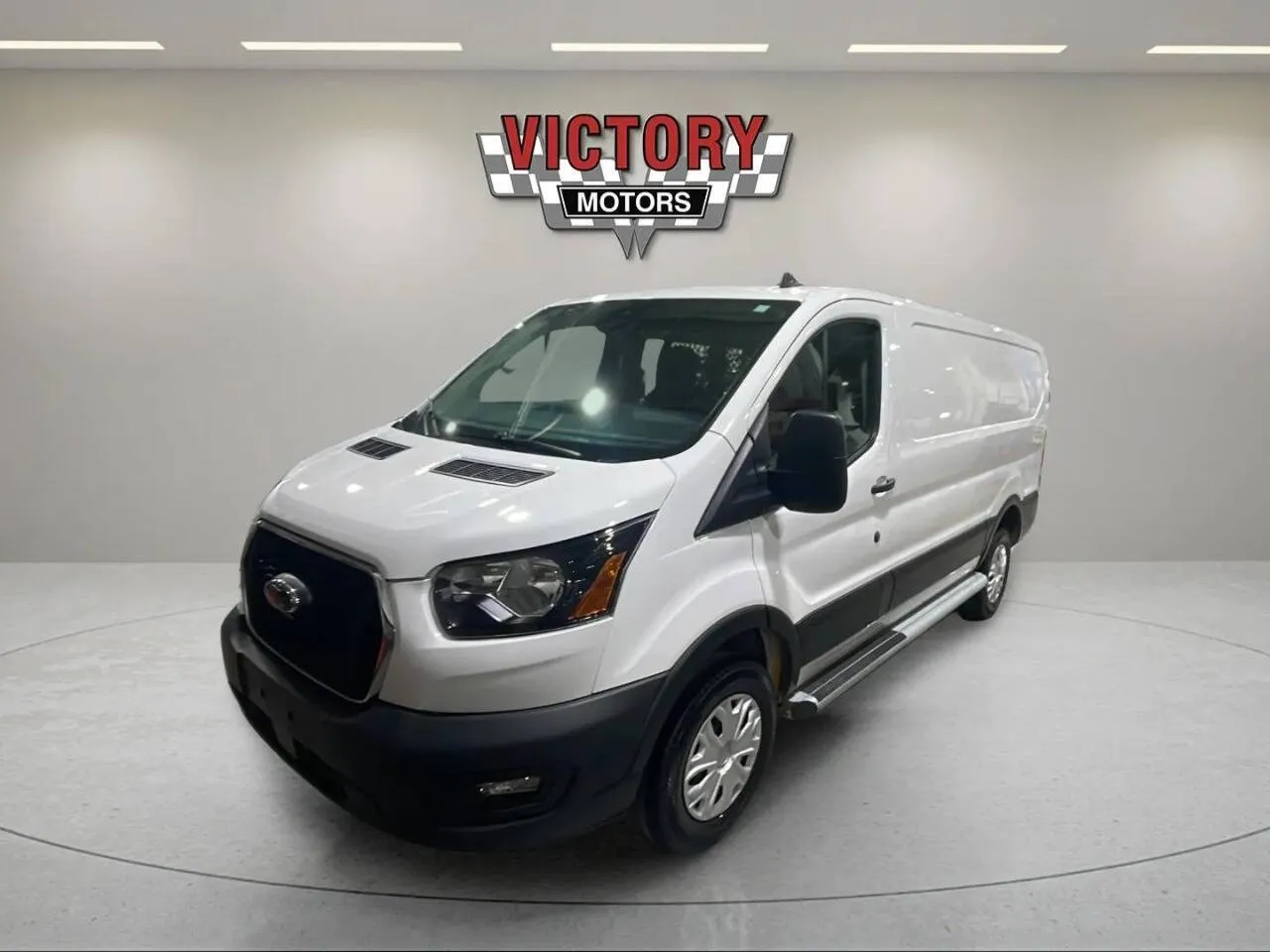 2024 Ford Transit Van Base's photo