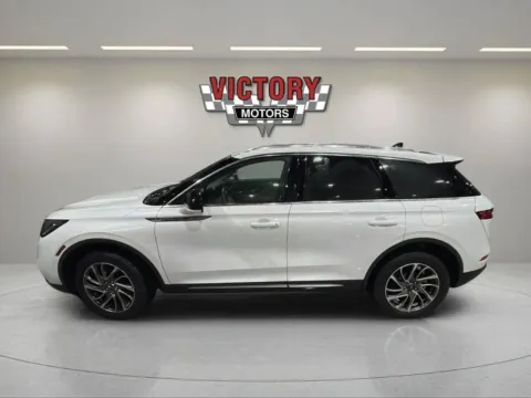 Photos of 2021 Lincoln Corsair Standard 4dr SUV for sale in Lake Orion, MI at Victory Motors Lake Orion