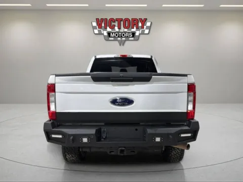More photos of 2017 Ford F-250 Super Duty XLT 4x4 4dr SuperCab 6.8 ft. SB Pickup at Victory Motors Lake Orion, MI