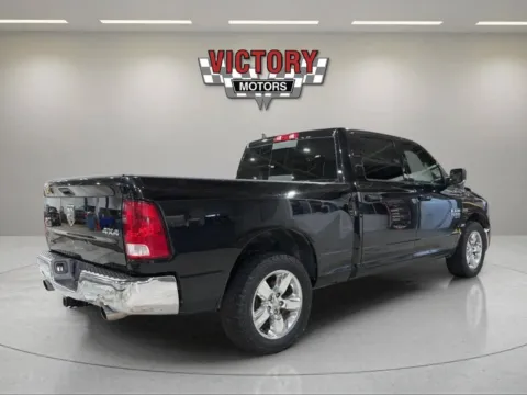 More photos of 2019 RAM 1500 Classic Big Horn 4x4 4dr Crew Cab 6.3 ft. SB Pickup at Victory Motors Lake Orion, MI