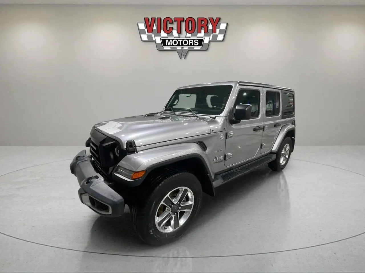 Gray 2018 Jeep Wrangler Unlimited Sahara 4x4 4dr SUV (midyear release) for sale in Lake Orion, MI