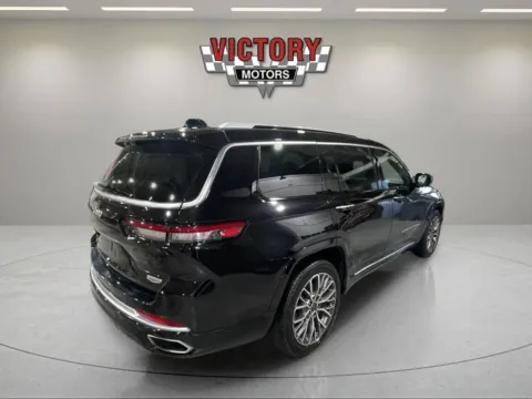 More photos of 2021 Jeep Grand Cherokee L Summit Reserve 4x4 4dr SUV at Victory Motors Lake Orion, MI