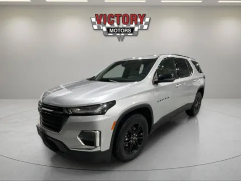 Silver 2022 Chevrolet Traverse LS 4x4 4dr SUV w/1LS for sale in Lake Orion, MI