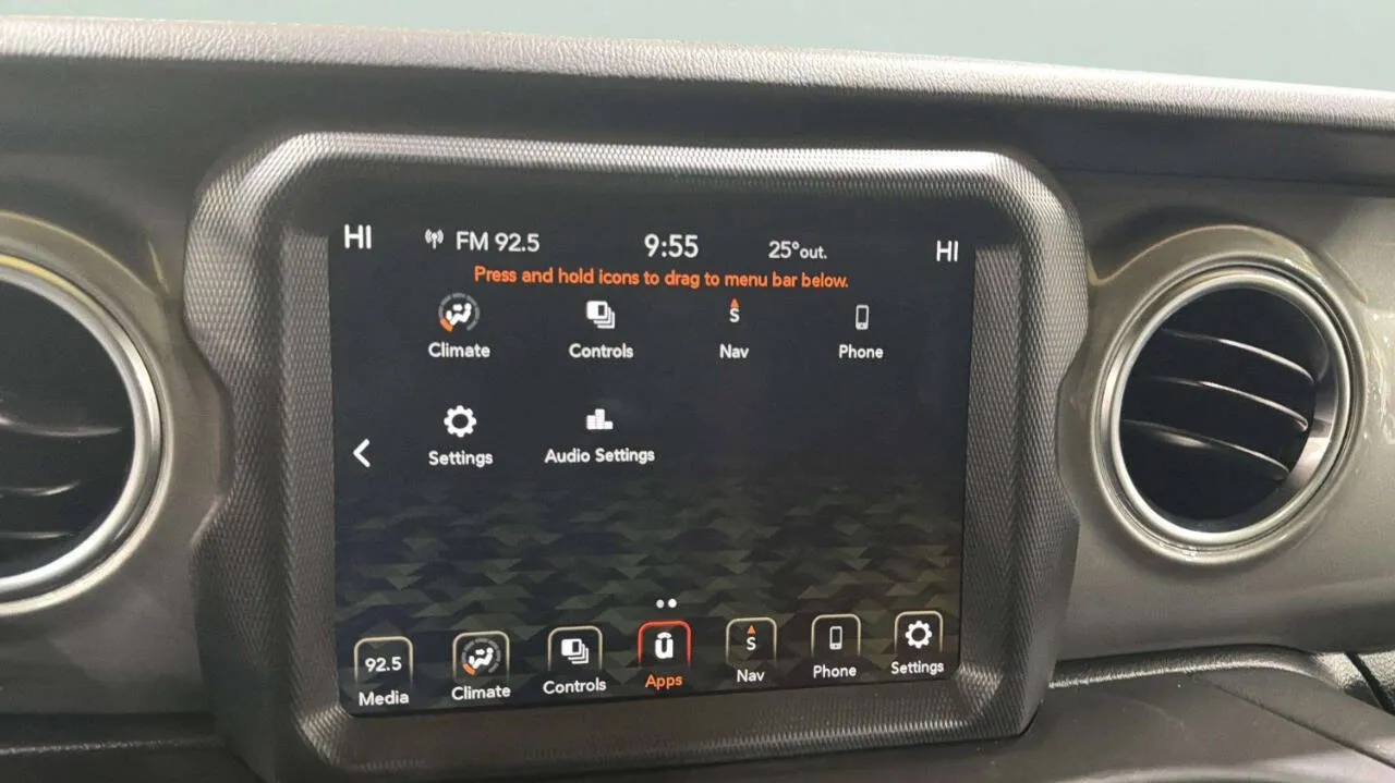 2023 Jeep Wrangler 4-Door Sahara - Photo 30