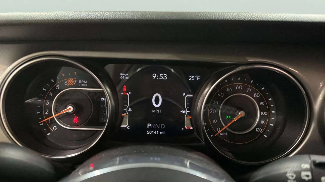 2023 Jeep Wrangler 4-Door Sahara - Photo 26