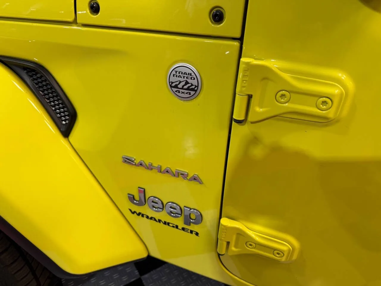 2023 Jeep Wrangler 4-Door Sahara - Photo 7