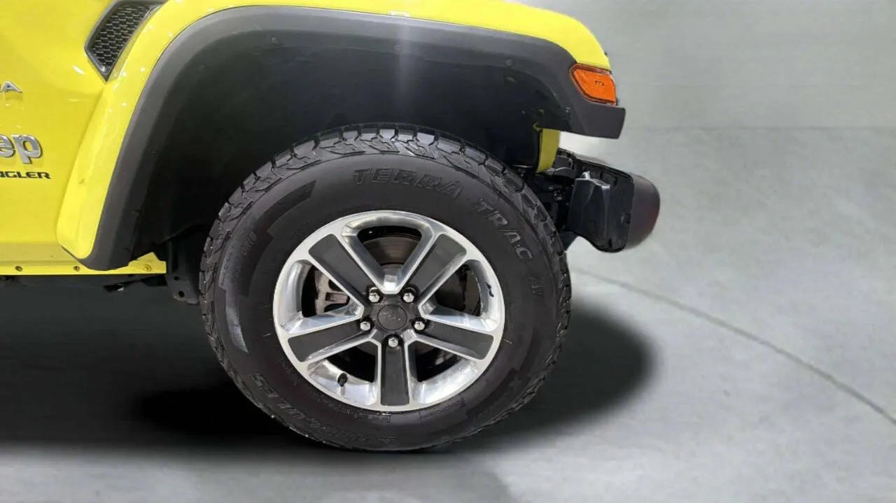 2023 Jeep Wrangler 4-Door Sahara - Photo 14