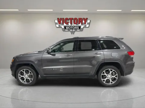 Photos of 2019 Jeep Grand Cherokee Limited 4x4 4dr SUV for sale in Lake Orion, MI at Victory Motors Lake Orion