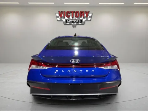 More photos of 2025 Hyundai Elantra SEL Convenience 4dr Sedan at Victory Motors Lake Orion, MI