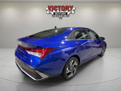 More photos of 2025 Hyundai Elantra SEL Convenience 4dr Sedan at Victory Motors Lake Orion, MI
