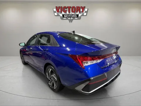 Another view of 2025 Hyundai Elantra SEL Convenience 4dr Sedan for sale in Lake Orion, MI at Victory Motors Lake Orion