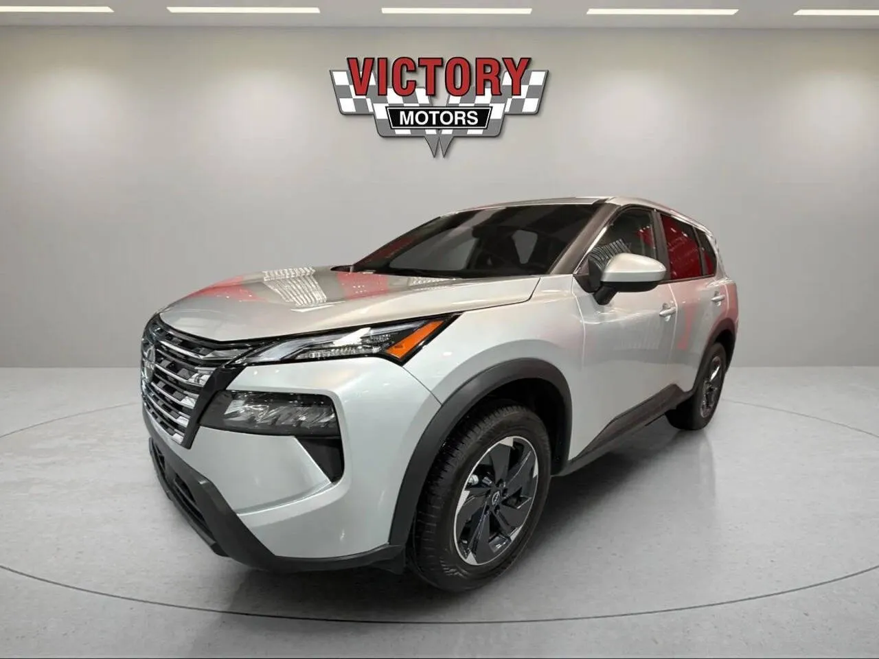 Silver 2024 Nissan Rogue SV 4dr Crossover for sale in Lake Orion, MI
