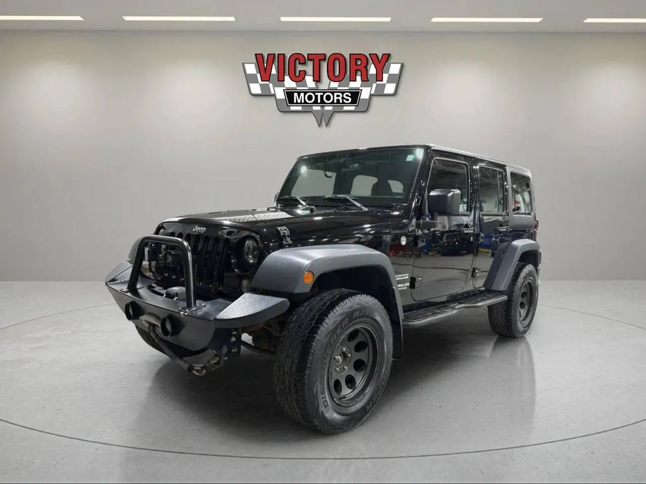 Black 2015 Jeep Wrangler Unlimited Sport 4x4 4dr SUV for sale in Lake Orion, MI