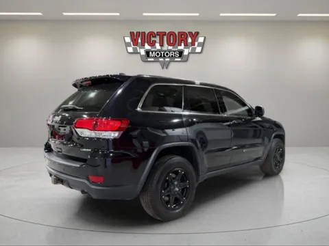 More photos of 2022 Jeep Grand Cherokee WK Laredo E 4x4 4dr SUV at Victory Motors Lake Orion, MI