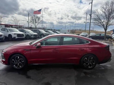 Another view of 2024 Hyundai Sonata SEL 4dr Sedan for sale in Lake Orion, MI at Victory Motors Lake Orion