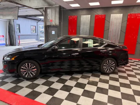 More photos of 2025 Nissan Altima 2.5 SV 4dr Sedan at Victory Motors Lake Orion, MI