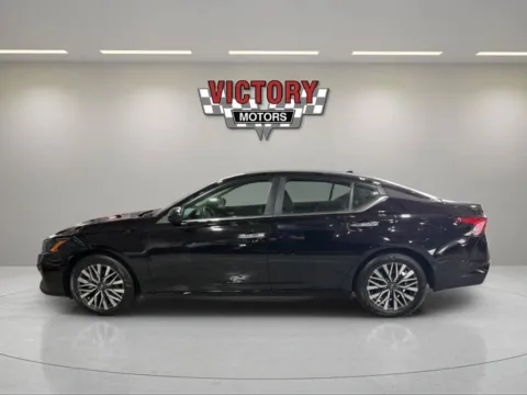 Photos of 2025 Nissan Altima 2.5 SV 4dr Sedan for sale in Lake Orion, MI at Victory Motors Lake Orion