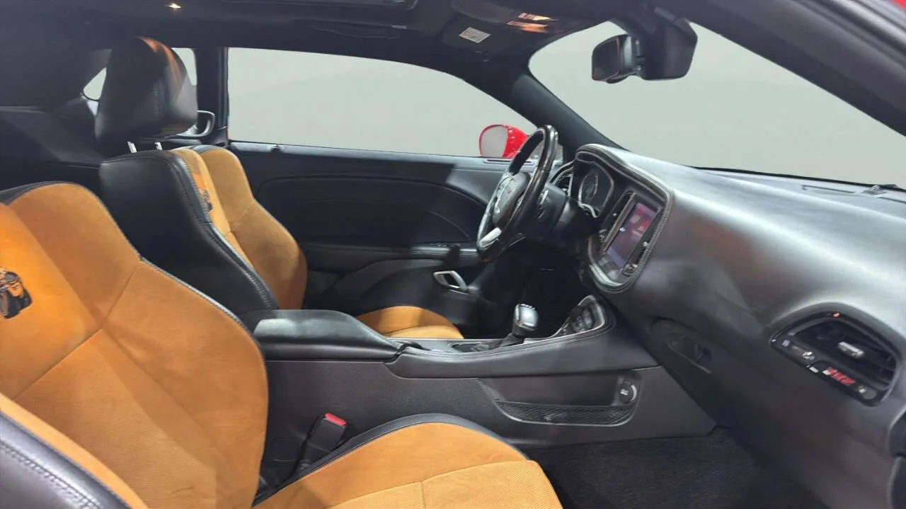 2022 Dodge Challenger R/T - Photo 9