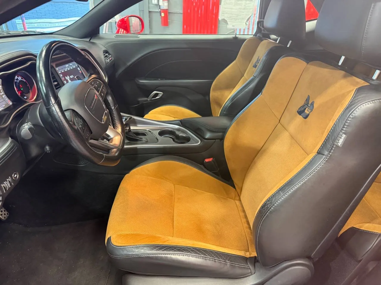 2022 Dodge Challenger R/T - Photo 13