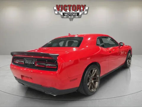 More photos of 2022 Dodge Challenger R/T Scat Pack 2dr Coupe at Victory Motors Lake Orion, MI