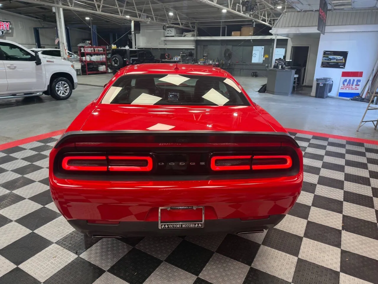 2022 Dodge Challenger R/T - Photo 8
