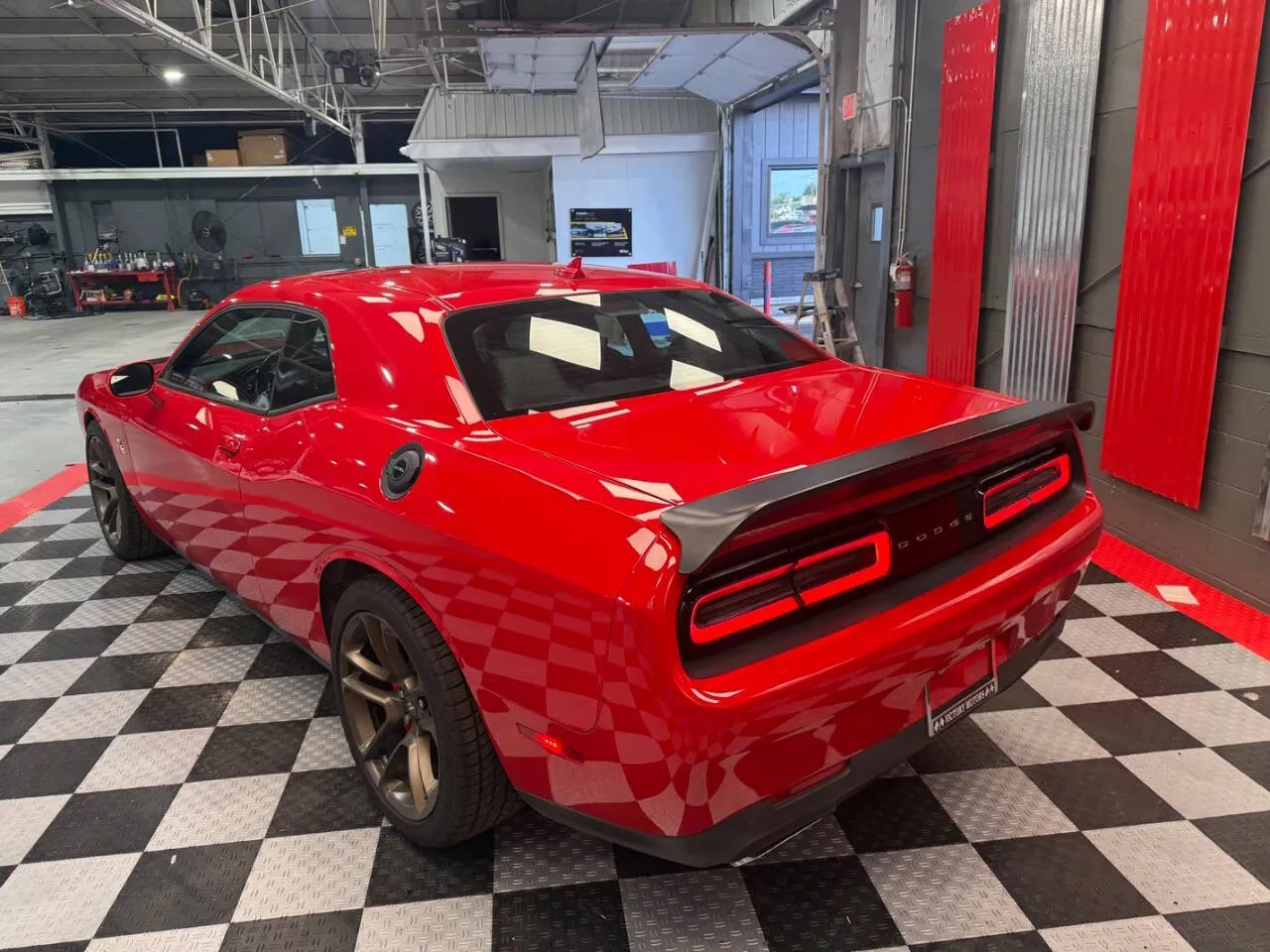 2022 Dodge Challenger R/T - Photo 9