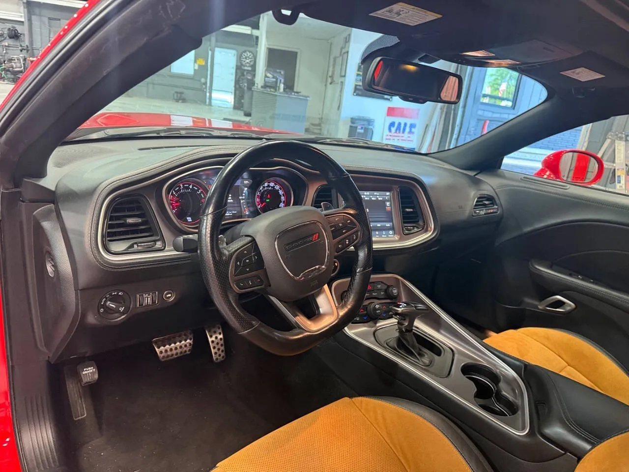 2022 Dodge Challenger R/T - Photo 14