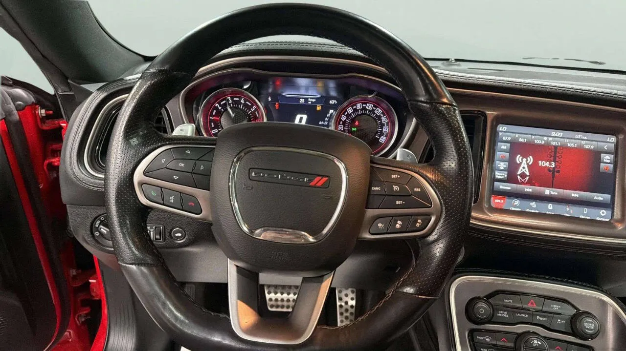 2022 Dodge Challenger R/T - Photo 12