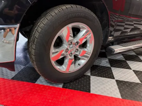 More photos of 2018 RAM 1500 Big Horn 4x4 4dr Crew Cab 5.5 ft. SB Pickup at Victory Motors Lake Orion, MI