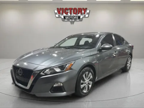Black 2019 Nissan Altima 2.5 S 4dr Sedan for sale in Lake Orion, MI