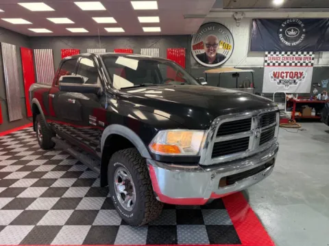 Black 2011 RAM 2500 SLT 4x4 4dr Crew Cab 8 ft. LB Pickup for sale in Lake Orion, MI
