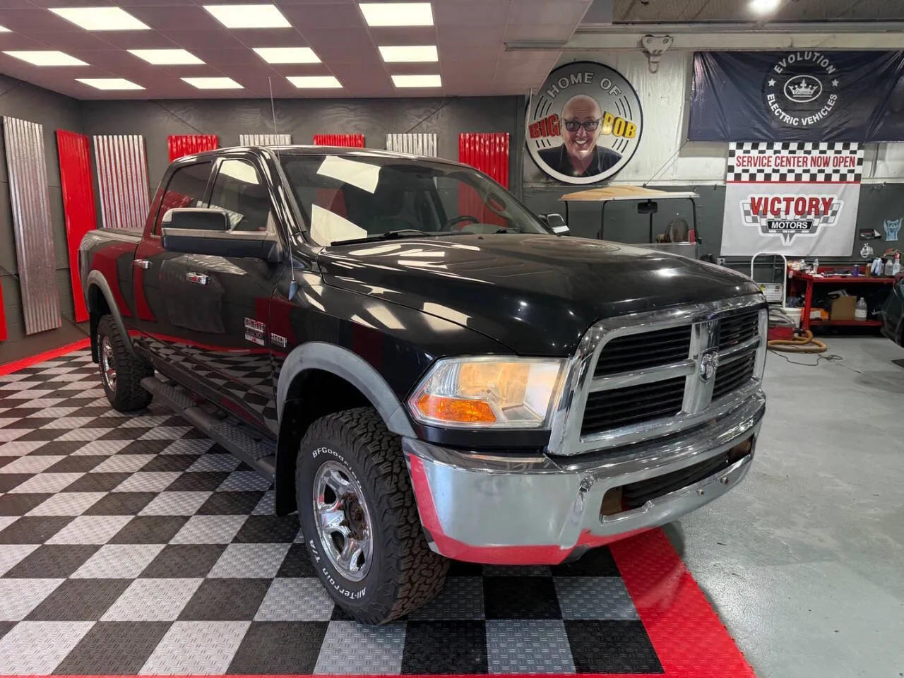 Black 2011 RAM 2500 SLT 4x4 4dr Crew Cab 8 ft. LB Pickup for sale in Lake Orion, MI