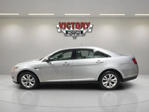 Photos of 2011 Ford Taurus SEL 4dr Sedan for sale in Lake Orion, MI at Victory Motors Lake Orion
