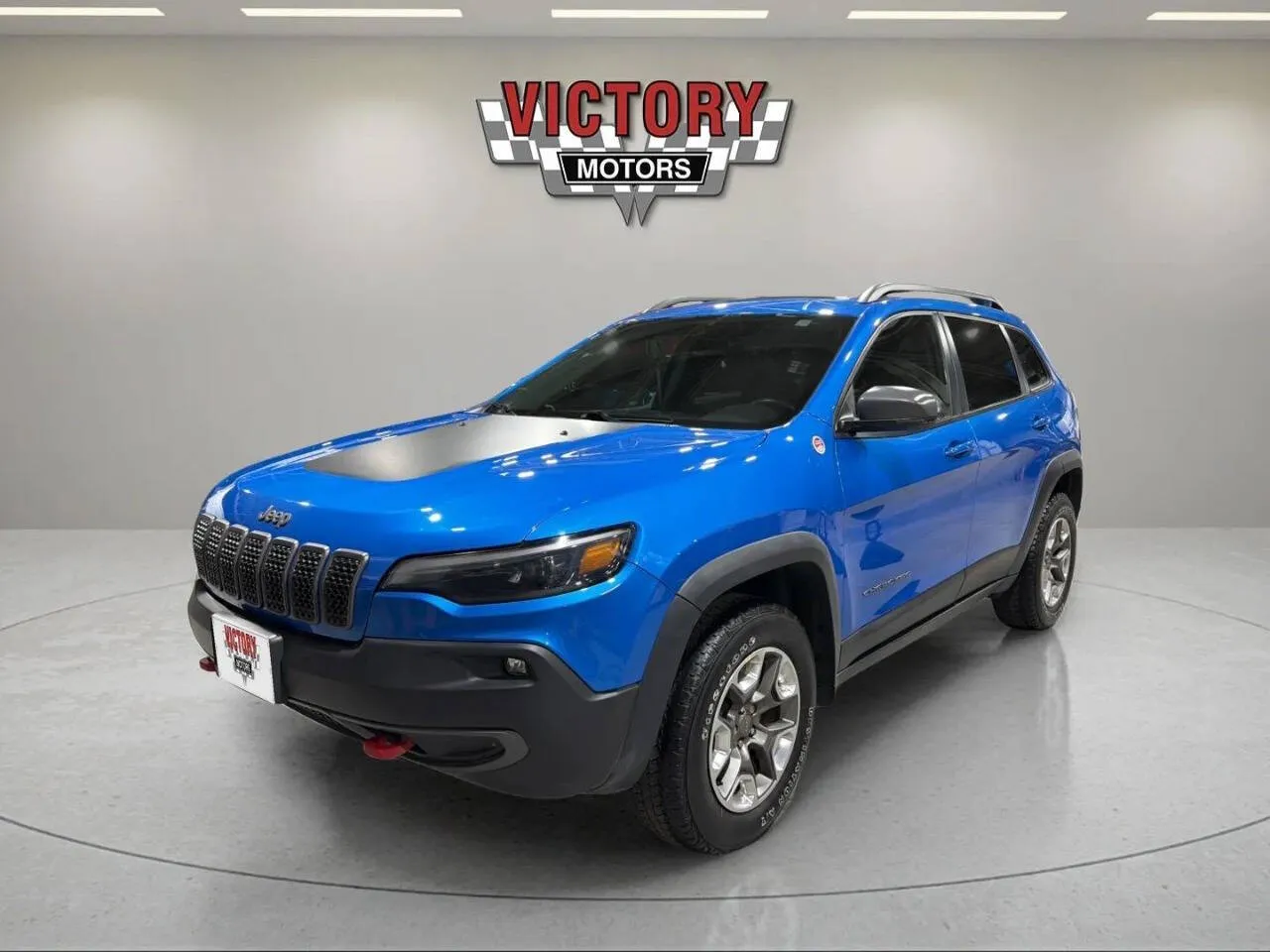 Blue 2019 Jeep Cherokee Trailhawk 4x4 4dr SUV for sale in Lake Orion, MI