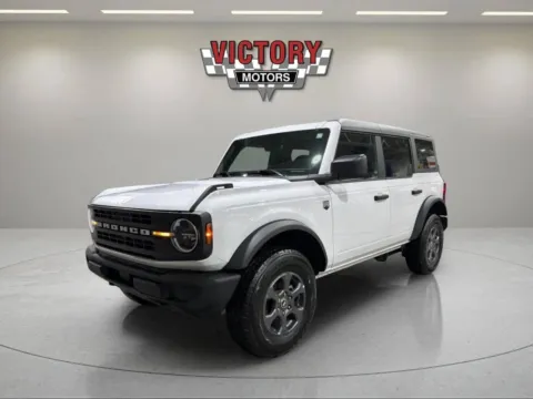 White 2025 Ford Bronco Big Bend 4x4 4dr SUV for sale in Lake Orion, MI