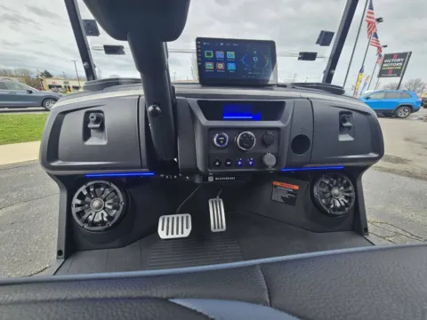 More photos of 2026 Epic Carts E40FX at Victory Motors Lake Orion, MI