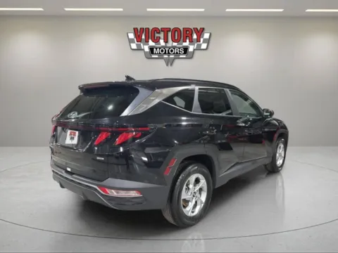 More photos of 2024 Hyundai Tucson SEL AWD 4dr SUV at Victory Motors Lake Orion, MI