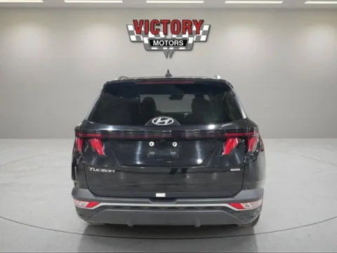 More photos of 2024 Hyundai Tucson SEL AWD 4dr SUV at Victory Motors Lake Orion, MI