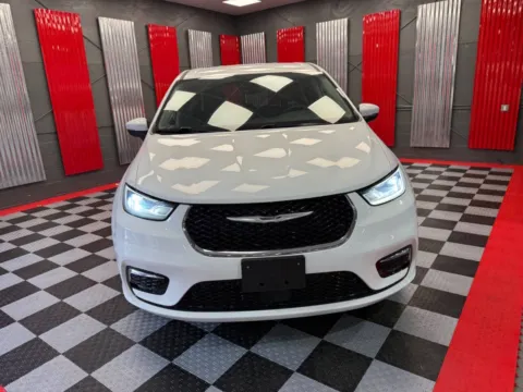 Photos of 2023 Chrysler Pacifica Touring L 4dr Mini Van for sale in Lake Orion, MI at Victory Motors Lake Orion