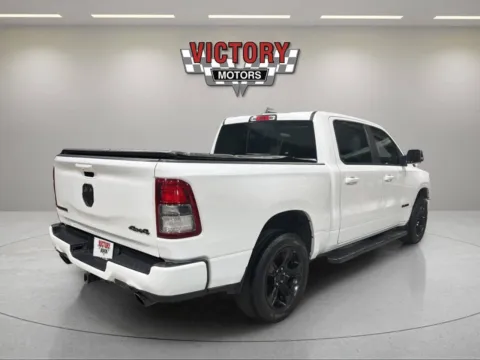 More photos of 2021 RAM 1500 Big Horn 4x4 4dr Crew Cab 5.6 ft. SB Pickup at Victory Motors Lake Orion, MI