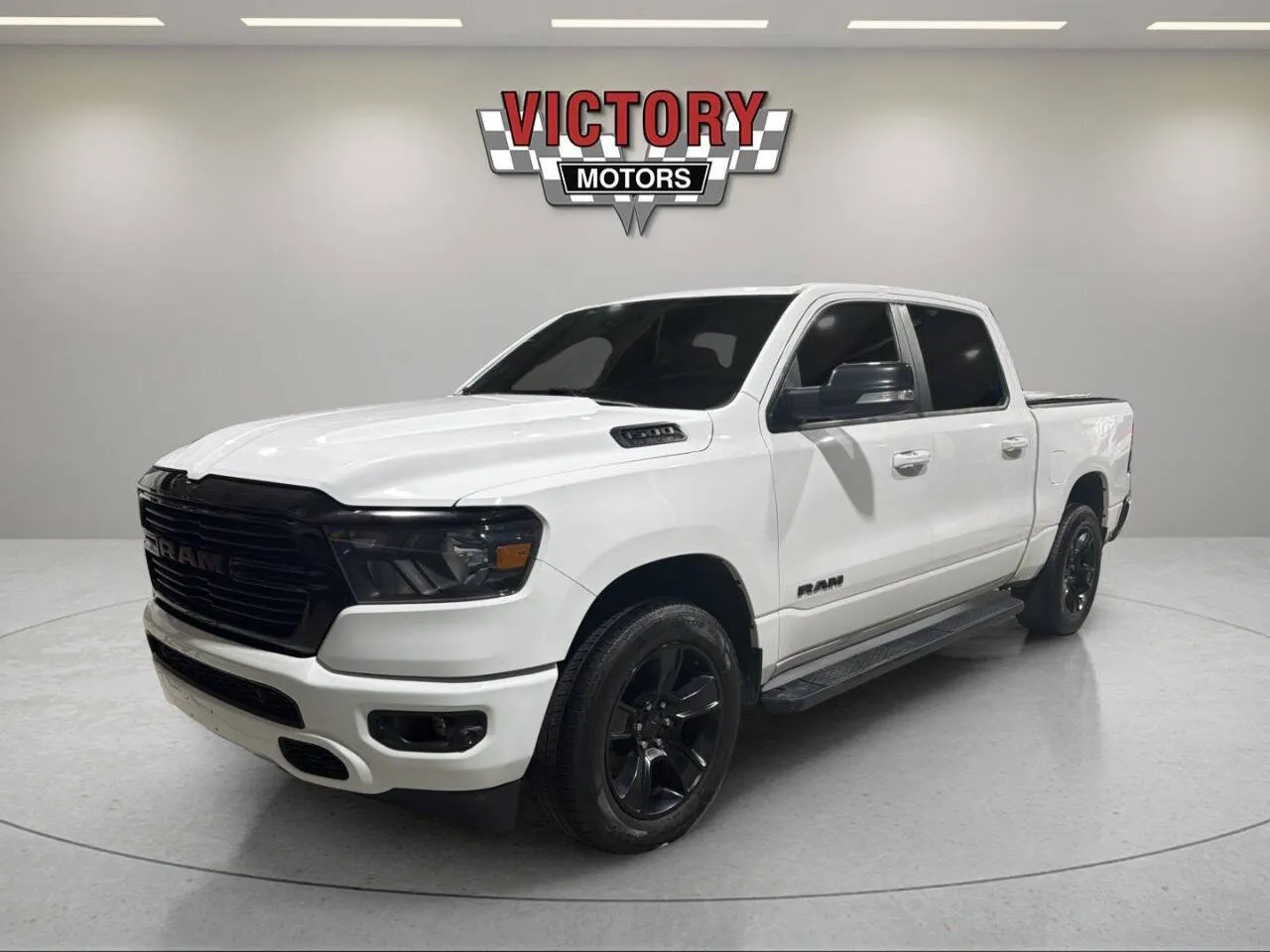 2021 RAM 1500 Big Horn/Lone Star 4x4 Crew Cab 5'7's photo