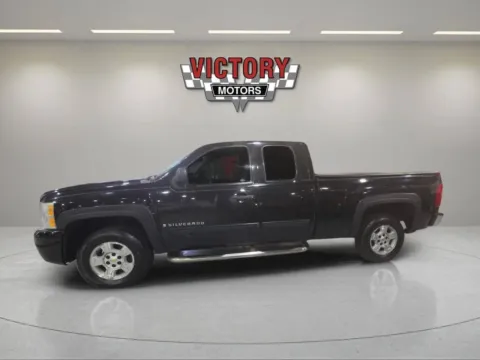 Photos of 2009 Chevrolet Silverado 1500 LT 4x2 4dr Extended Cab 6.5 ft. SB for sale in Lake Orion, MI at Victory Motors Lake Orion