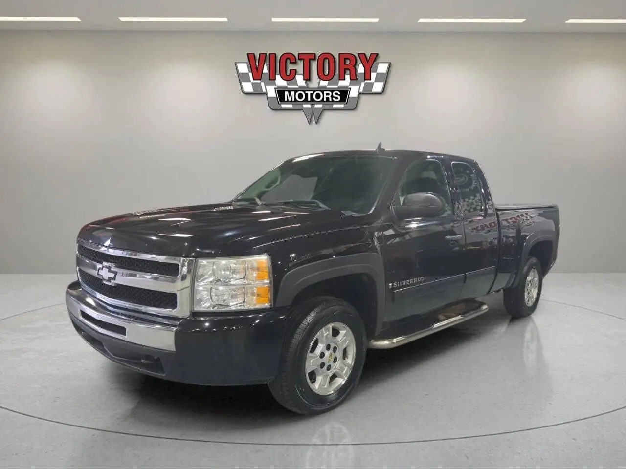 Black 2009 Chevrolet Silverado 1500 LT 4x2 4dr Extended Cab 6.5 ft. SB for sale in Lake Orion, MI