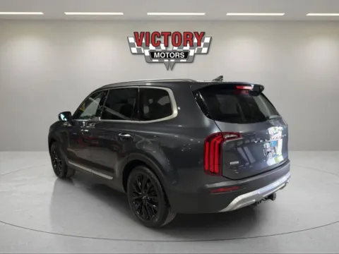 Another view of 2022 Kia Telluride SX AWD 4dr SUV for sale in Lake Orion, MI at Victory Motors Lake Orion