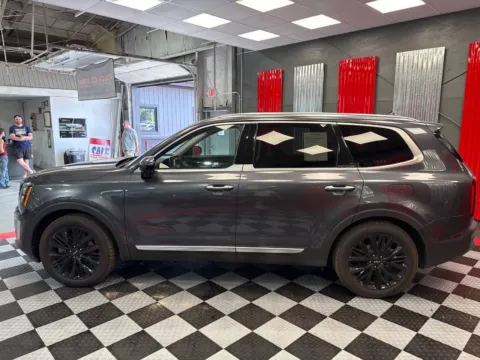 More photos of 2022 Kia Telluride SX AWD 4dr SUV at Victory Motors Lake Orion, MI