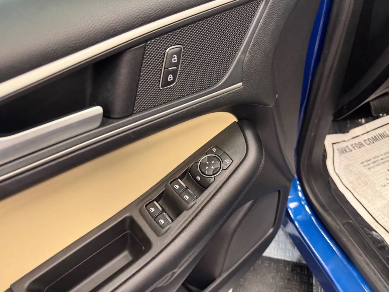 2022 Ford Edge SEL - Photo 12