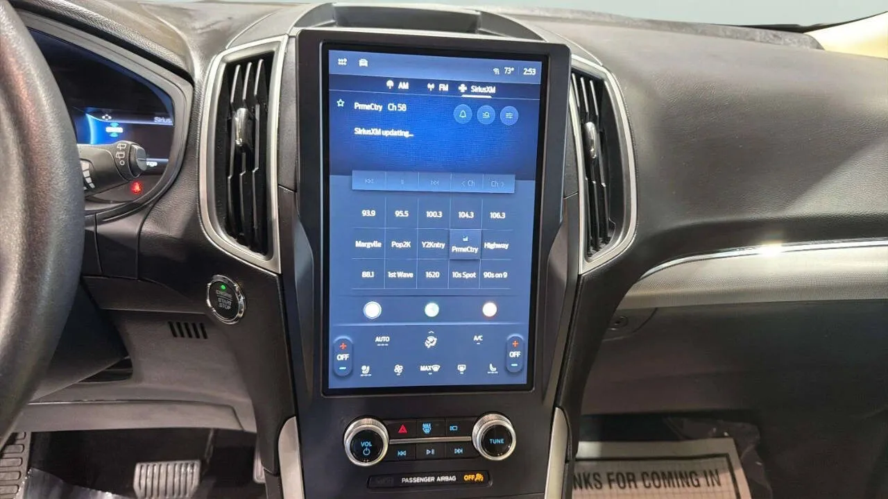 2022 Ford Edge SEL - Photo 11