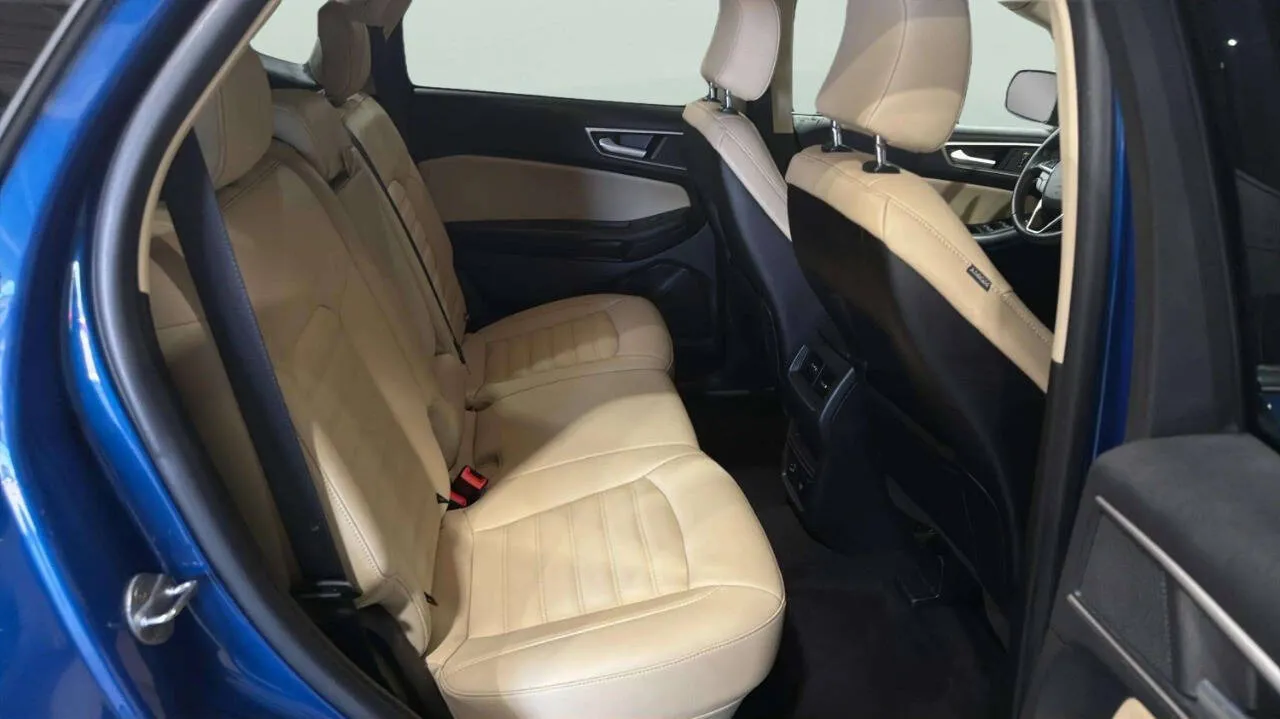 2022 Ford Edge SEL - Photo 13