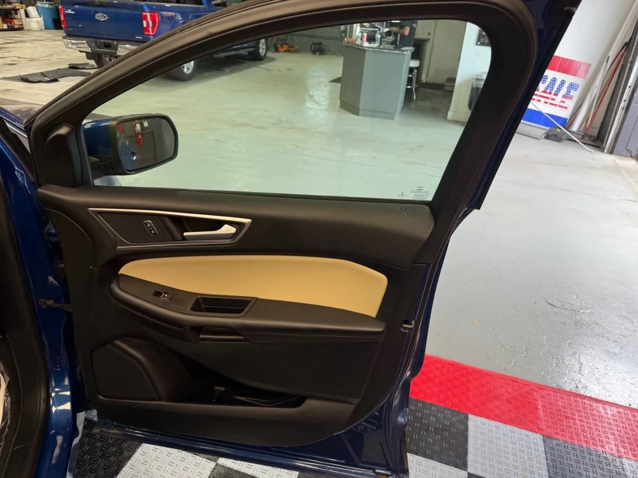 2022 Ford Edge SEL - Photo 37