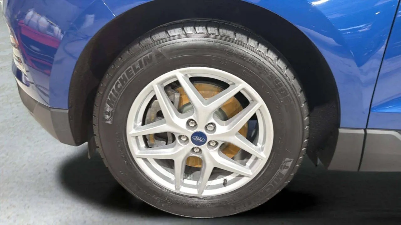 2022 Ford Edge SEL - Photo 23
